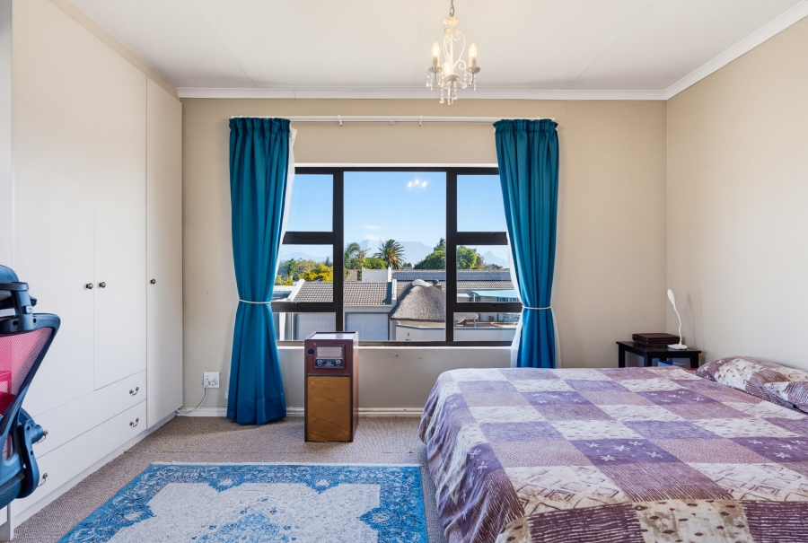 4 Bedroom Property for Sale in Edgemead Western Cape